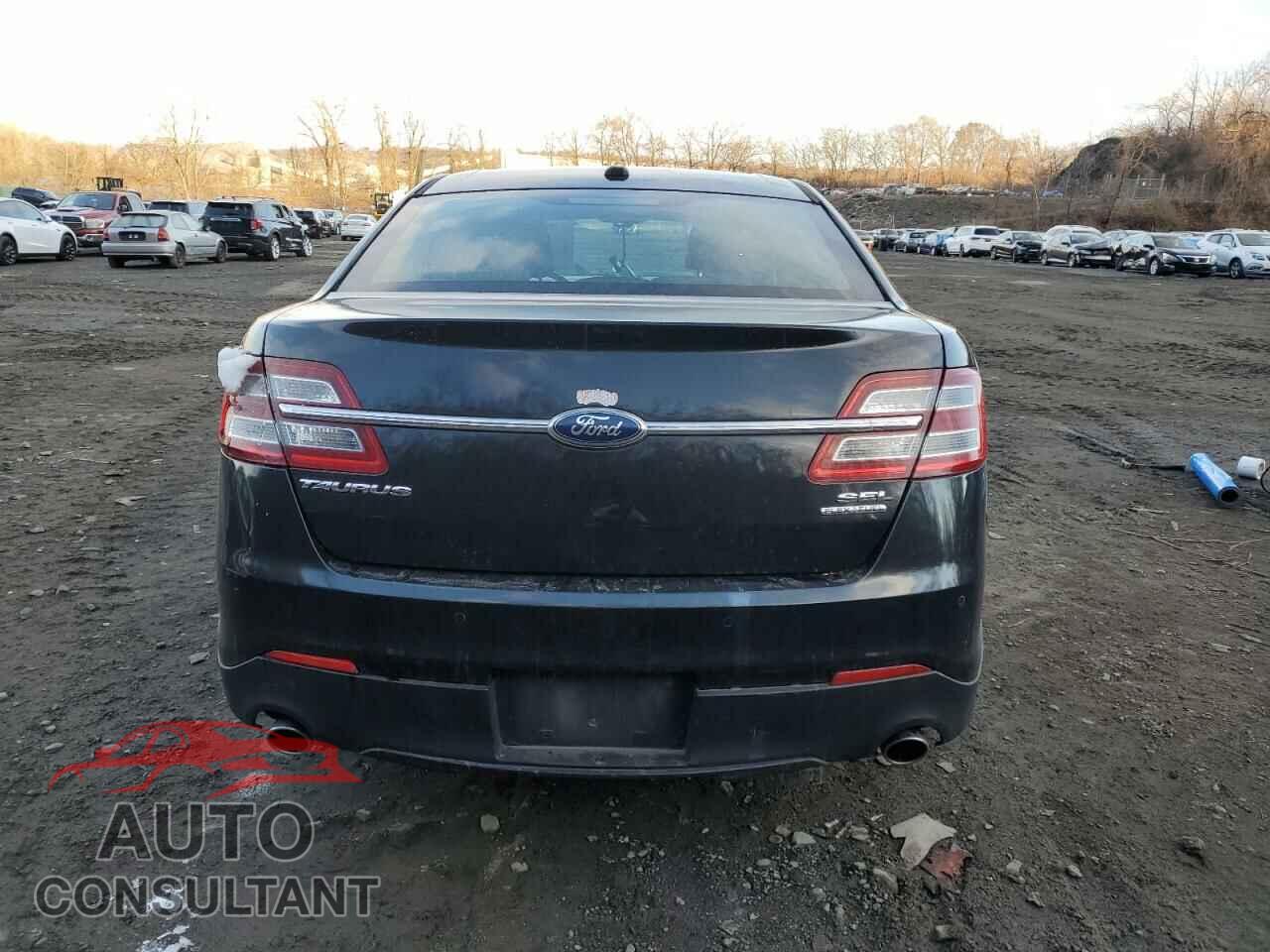 FORD TAURUS 2013 - 1FAHP2E85DG135809