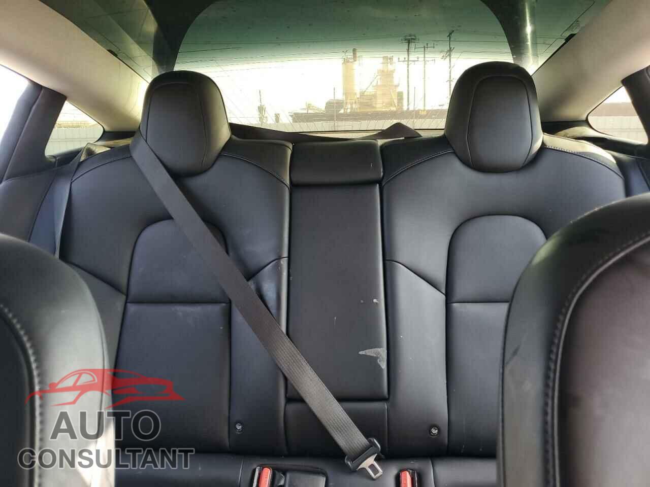 TESLA MODEL 3 2018 - 5YJ3E1EA2JF013115