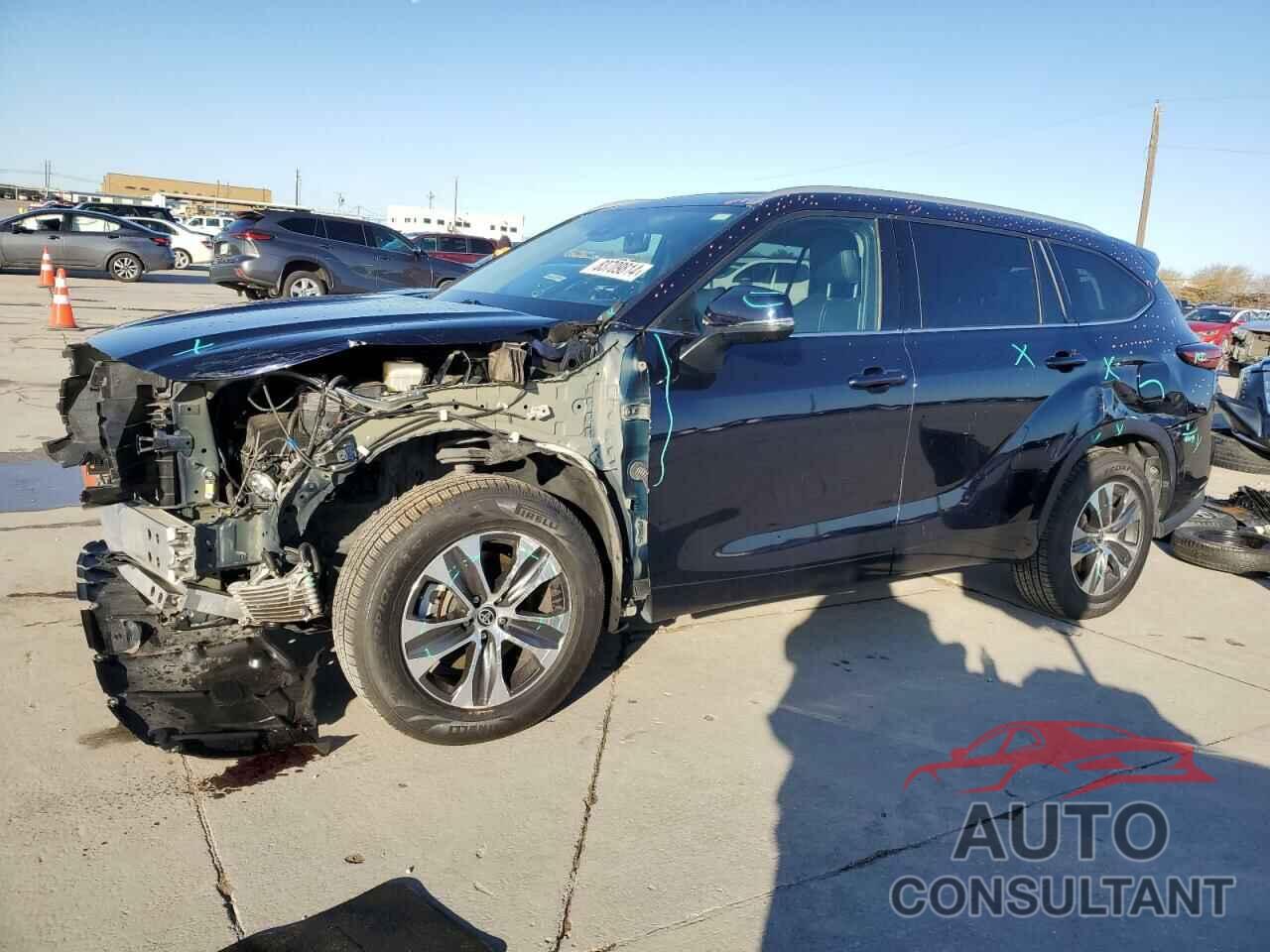 TOYOTA HIGHLANDER 2022 - 5TDGZRAH1NS123517