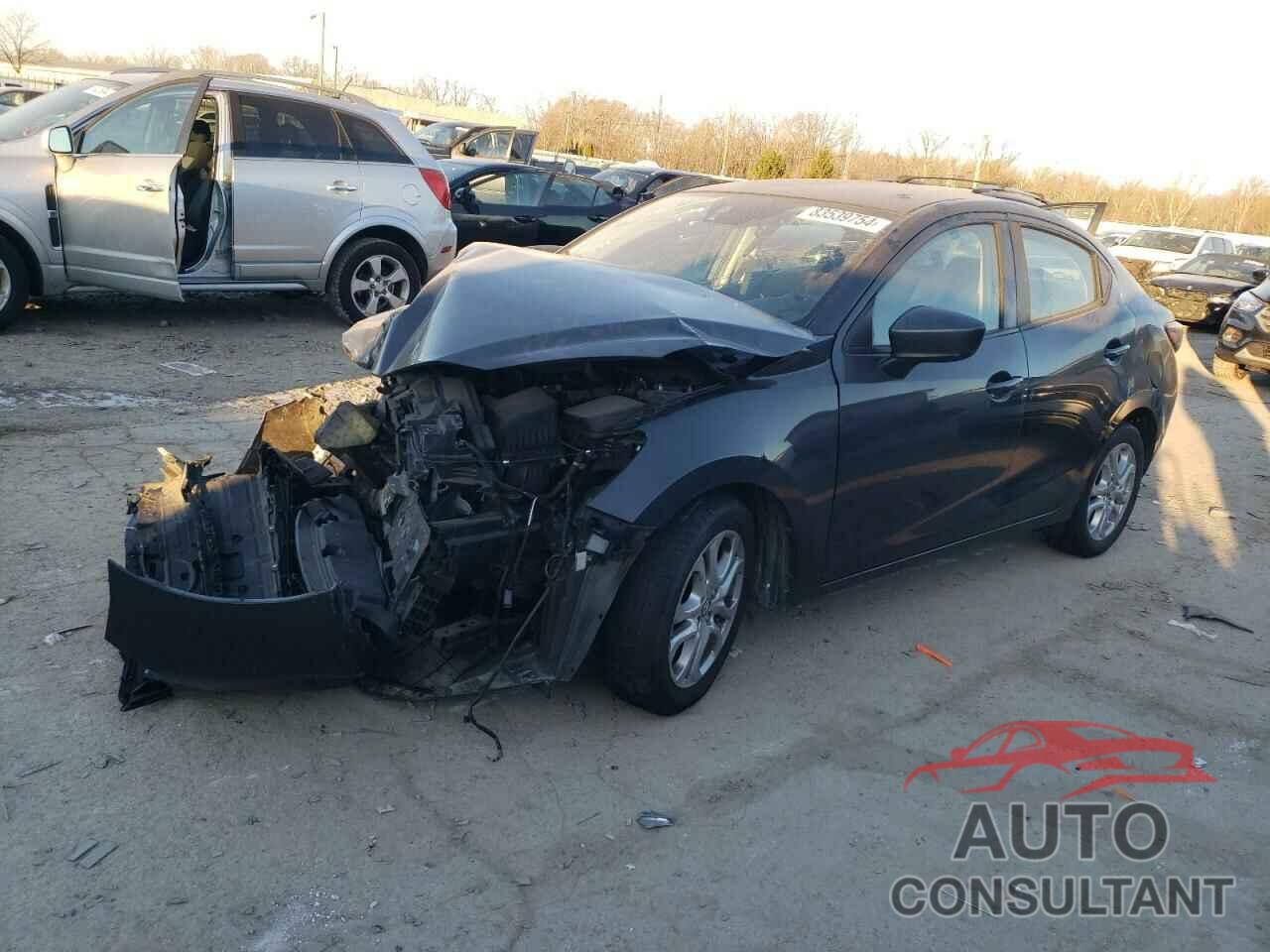 TOYOTA YARIS 2017 - 3MYDLBYV6HY179250