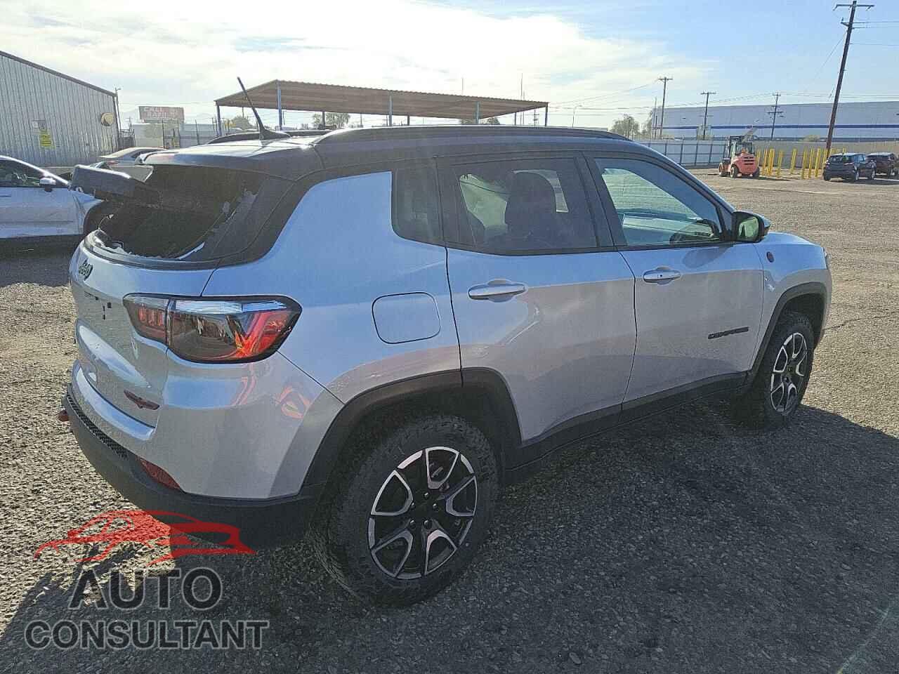 JEEP COMPASS 2024 - 3C4NJDDN3RT145002
