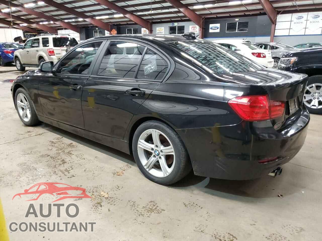 BMW 3 SERIES 2013 - WBA3A5G57DNP18806