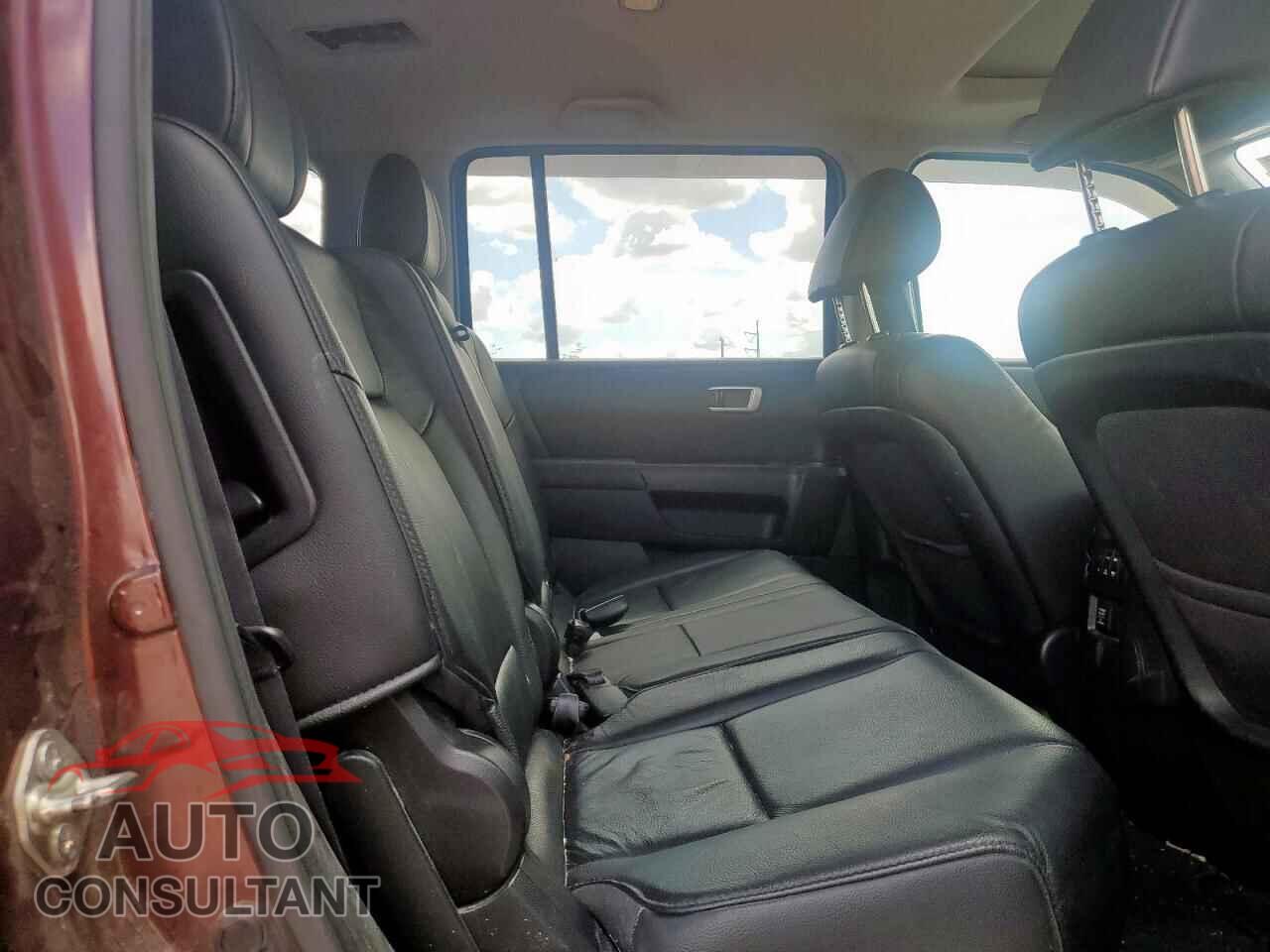 HONDA PILOT 2013 - 5FNYF4H57DB065556