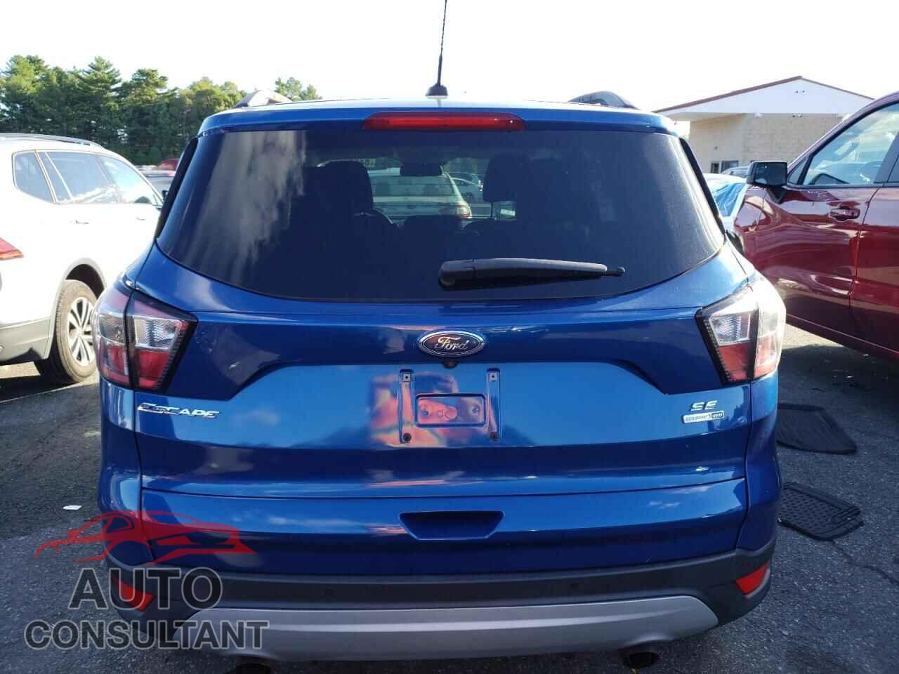 FORD ESCAPE 2017 - 1FMCU9GD8HUC04480