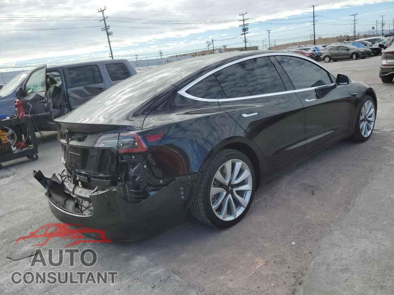 TESLA MODEL 3 2018 - 5YJ3E1EA8JF071178