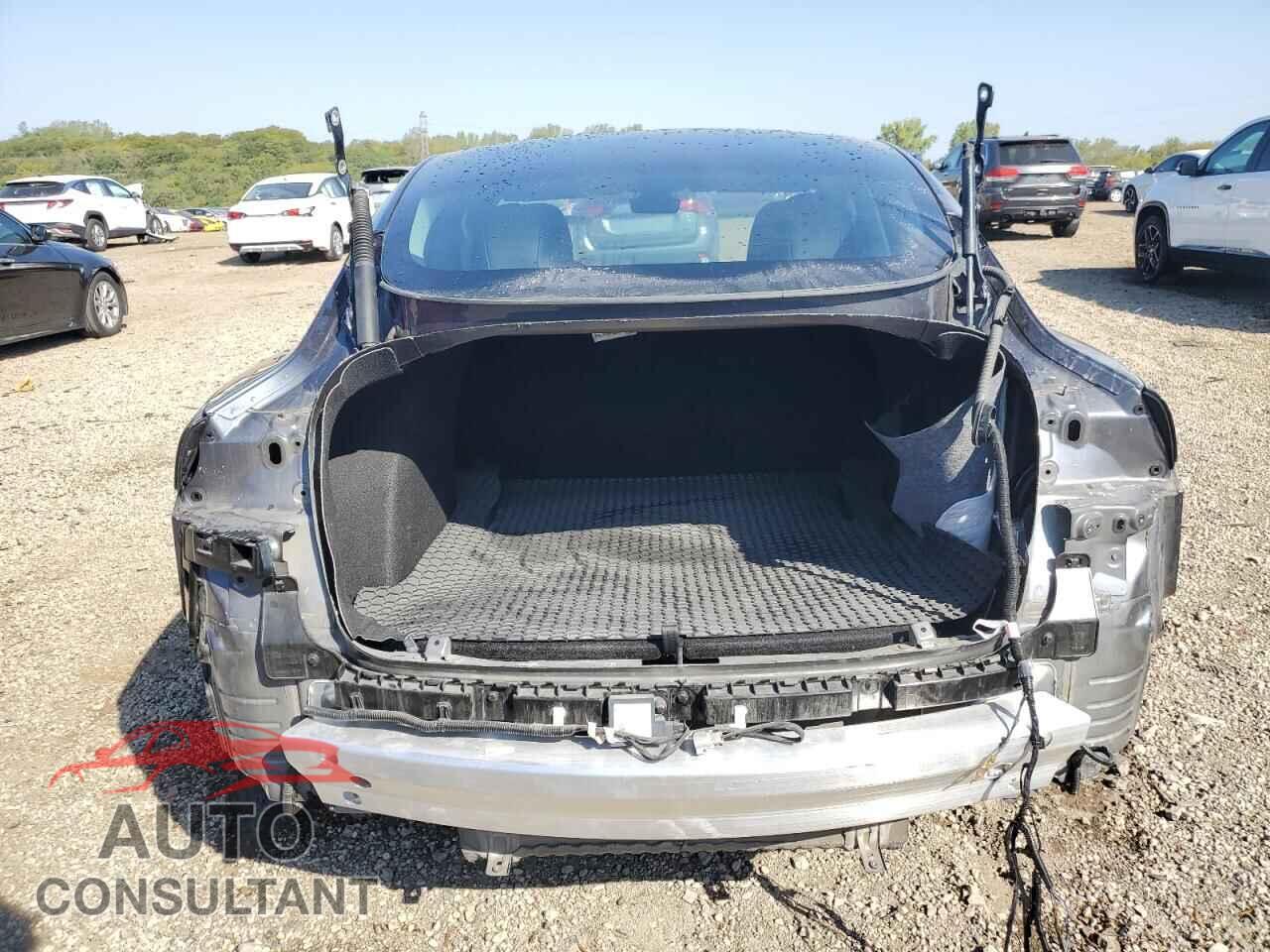 TESLA MODEL 3 2022 - 5YJ3E1EB8NF178410