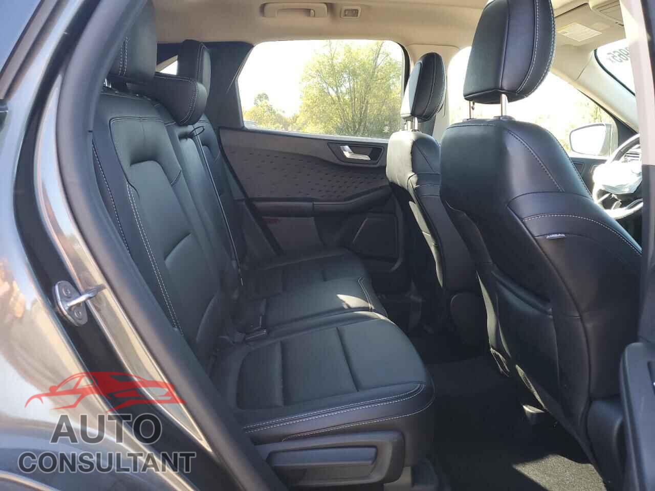 FORD ESCAPE 2020 - 1FMCU0H62LUA97527