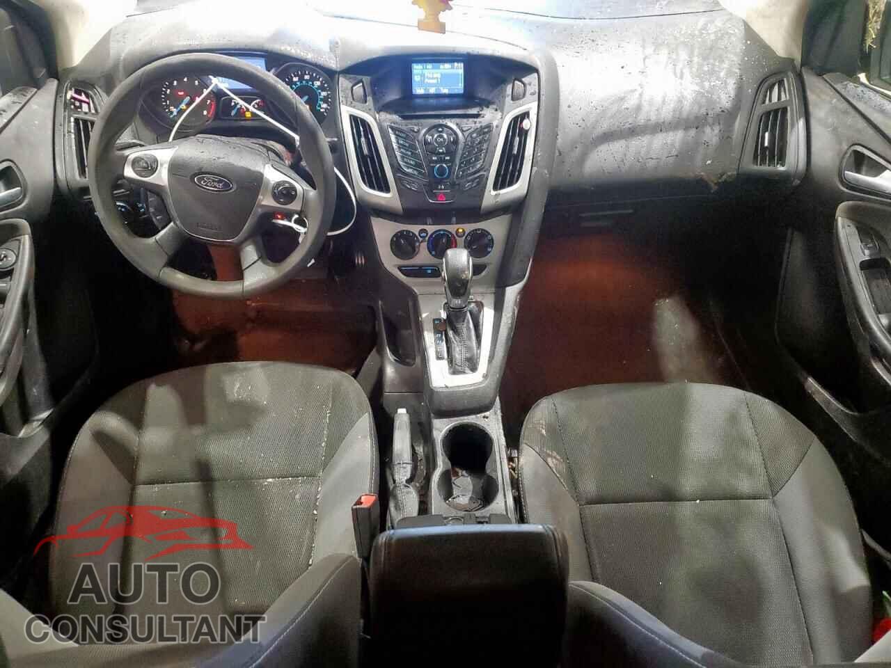 FORD FOCUS 2014 - 1FADP3F27EL225616