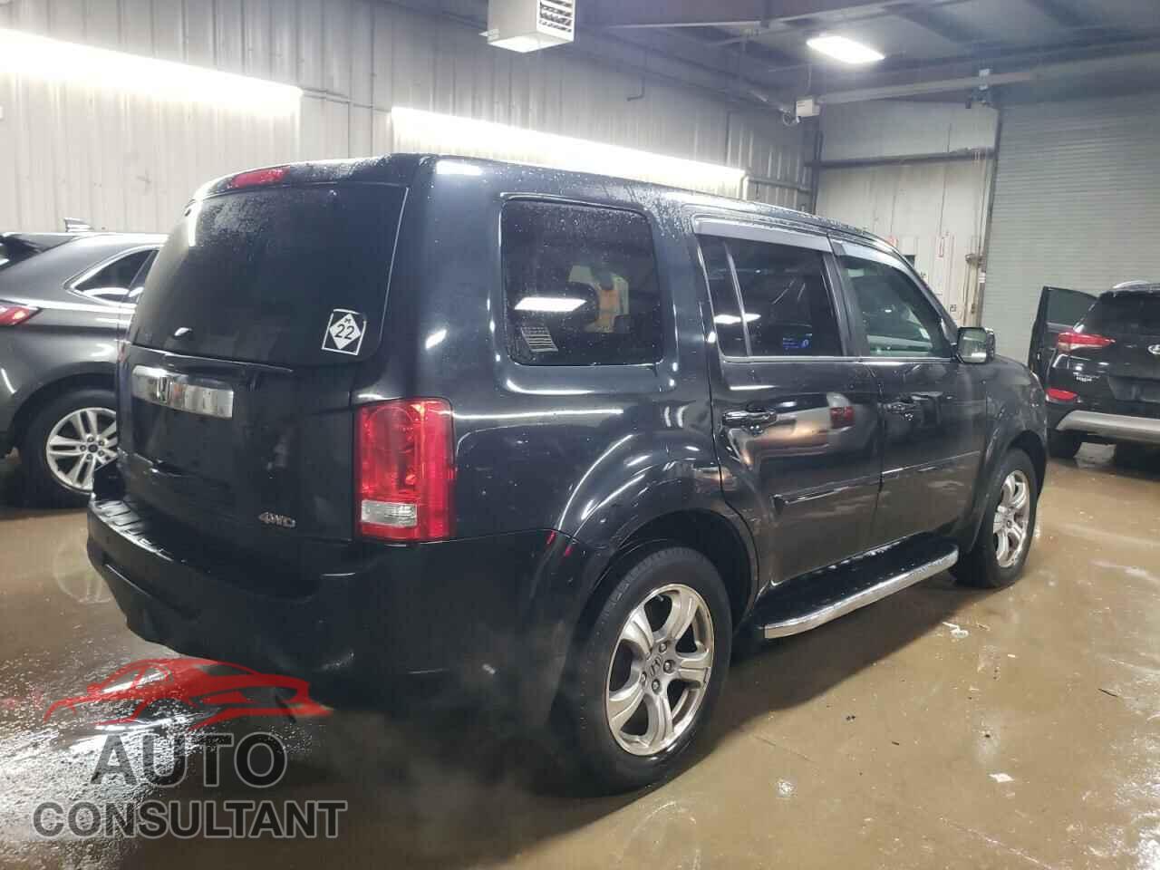 HONDA PILOT 2013 - 5FNYF4H53DB013096