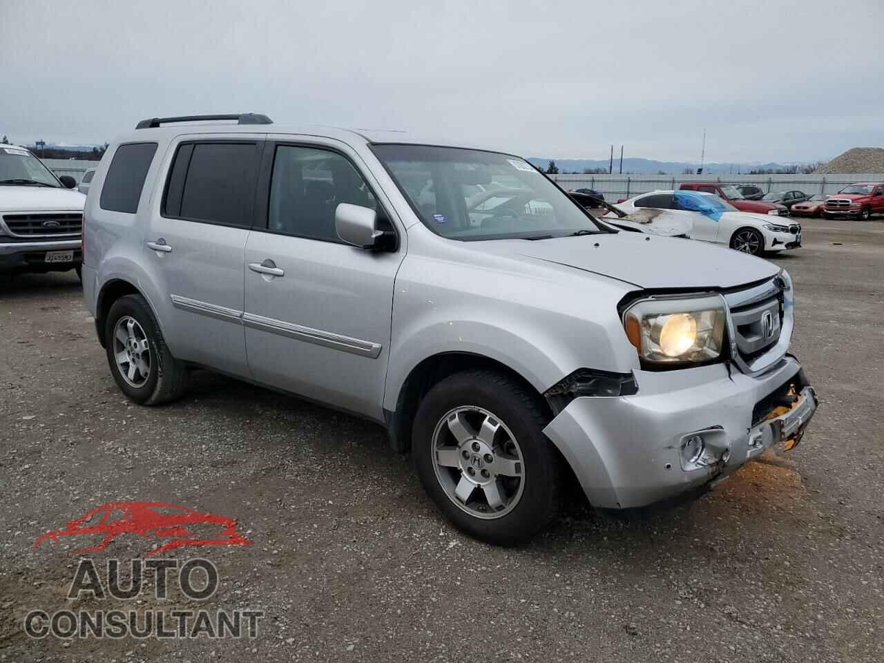 HONDA PILOT 2011 - 5FNYF4H92BB086556
