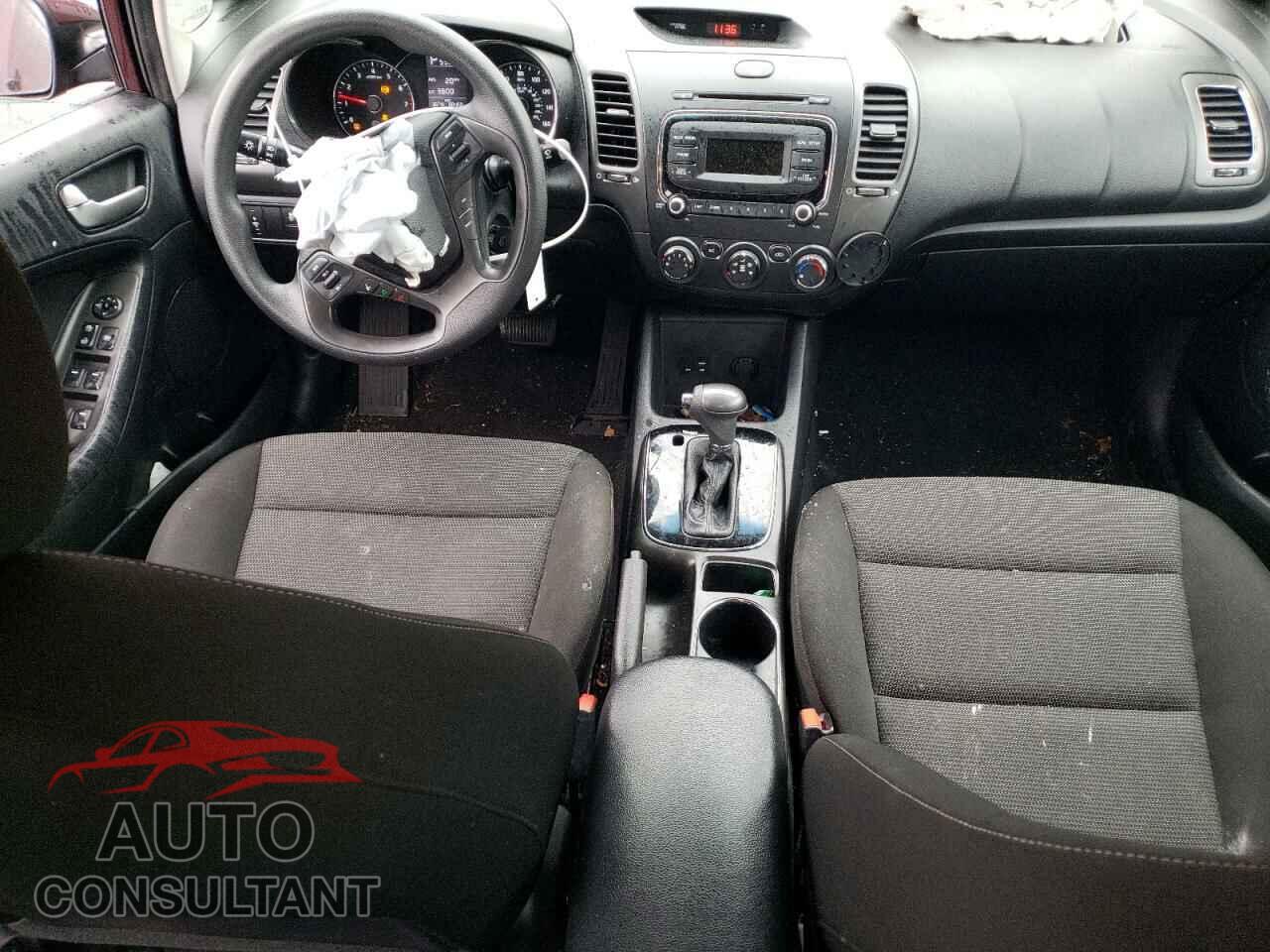 KIA FORTE 2017 - 3KPFK4A73HE028336