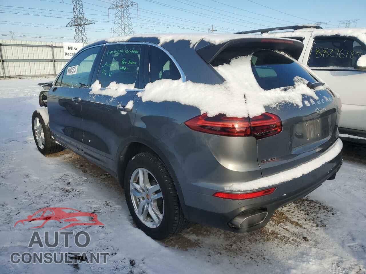 PORSCHE CAYENNE 2016 - WP1AA2A21GLA10038