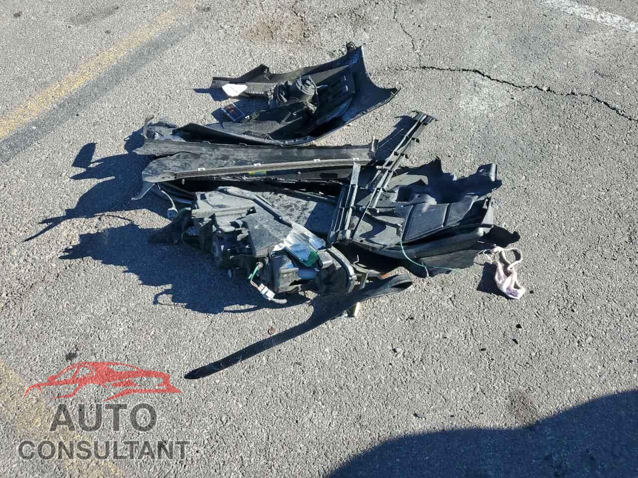 LEXUS CT 200 2012 - JTHKD5BH4C2093139