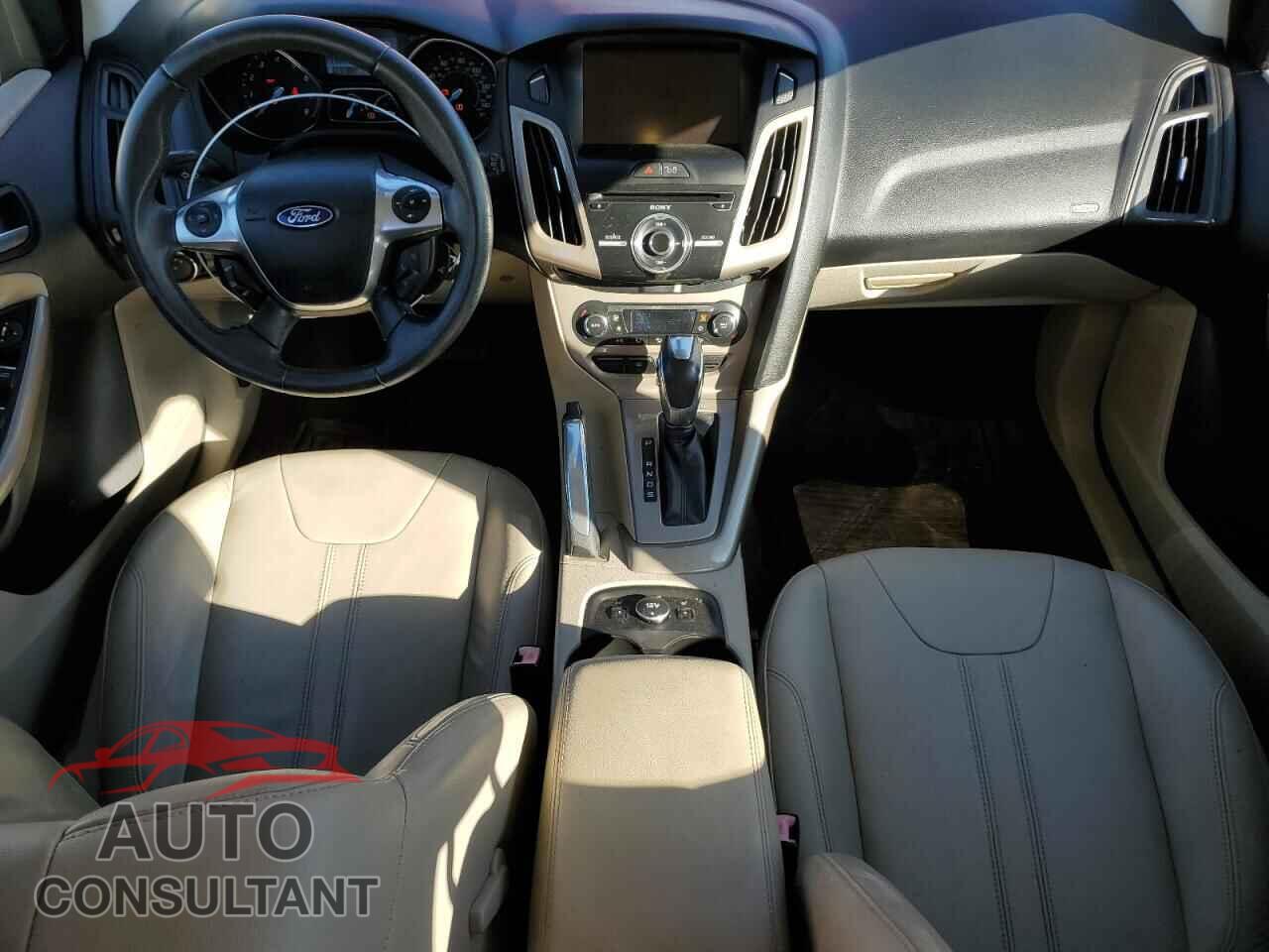 FORD FOCUS 2012 - 1FAHP3M23CL130245