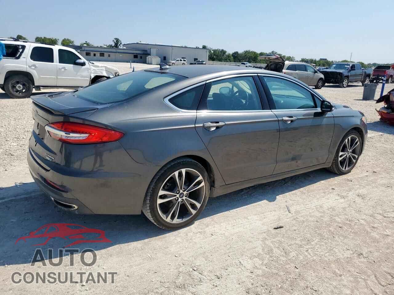 FORD FUSION 2019 - 3FA6P0D97KR107022