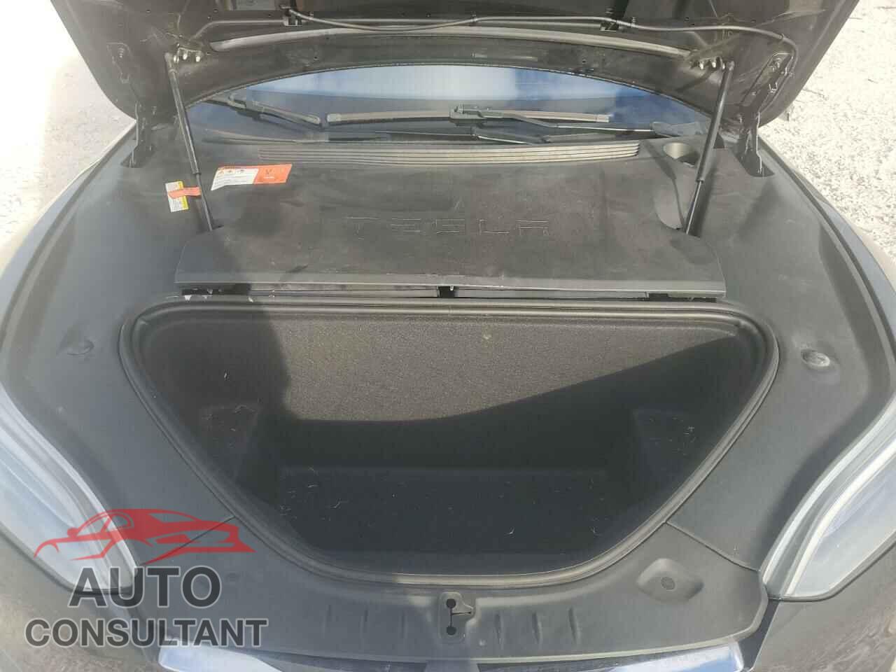 TESLA MODEL S 2016 - 5YJSA1E27GF147630