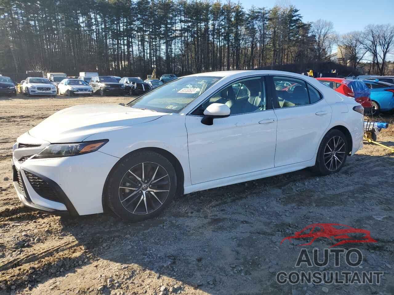 TOYOTA CAMRY 2021 - 4T1G11AK8MU463256