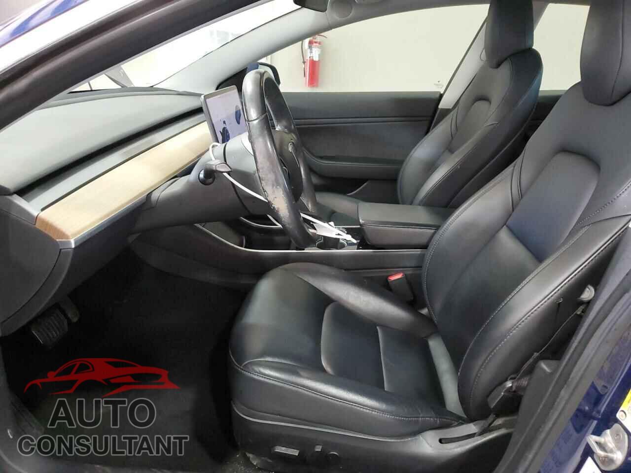 TESLA MODEL 3 2019 - 5YJ3E1EA9KF317754