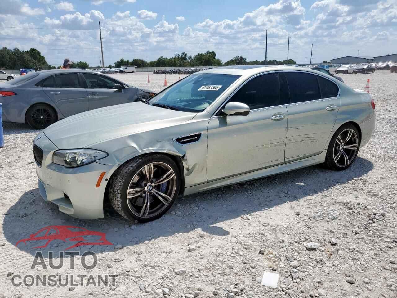 BMW M5 2013 - WBSFV9C56DC774080