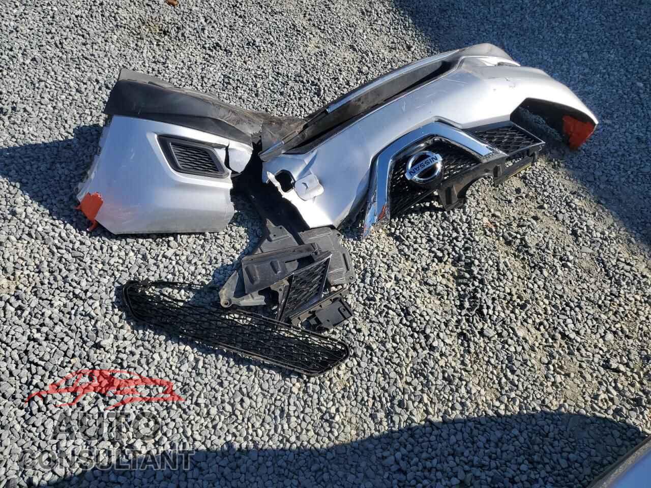 NISSAN ROGUE 2015 - KNMAT2MT3FP584616