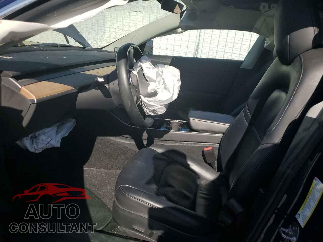 TESLA MODEL 3 2018 - 5YJ3E1EA7JF010503