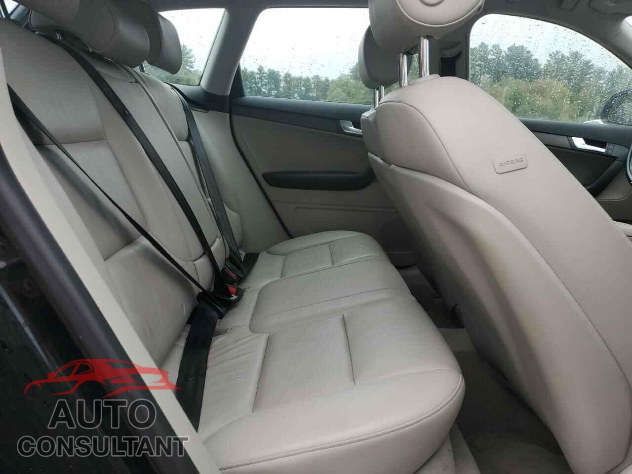 AUDI A3 2010 - WAUDFAFM9AA004489