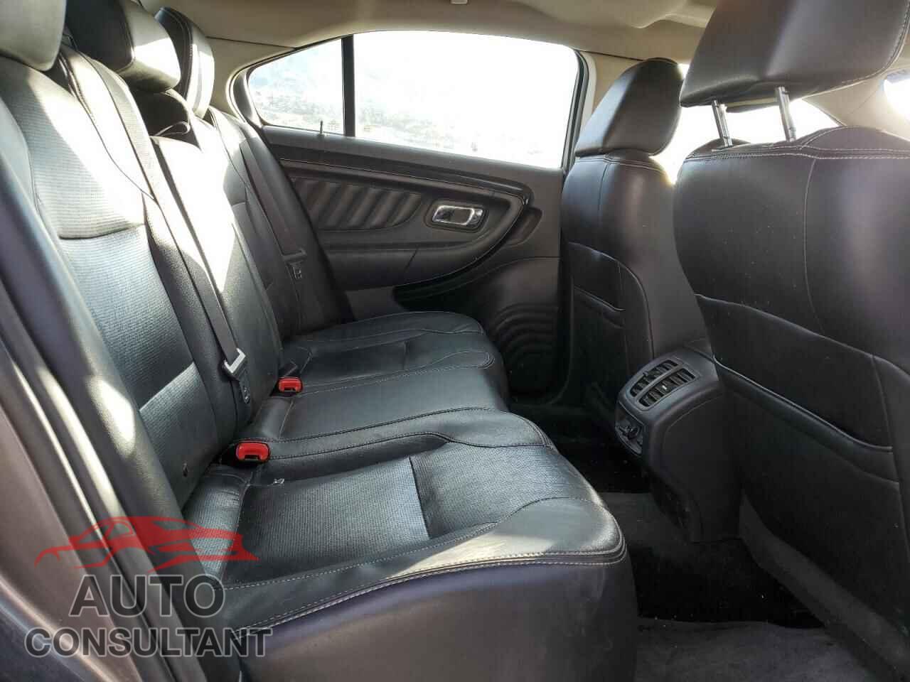 FORD TAURUS 2011 - 1FAHP2FW9BG167754