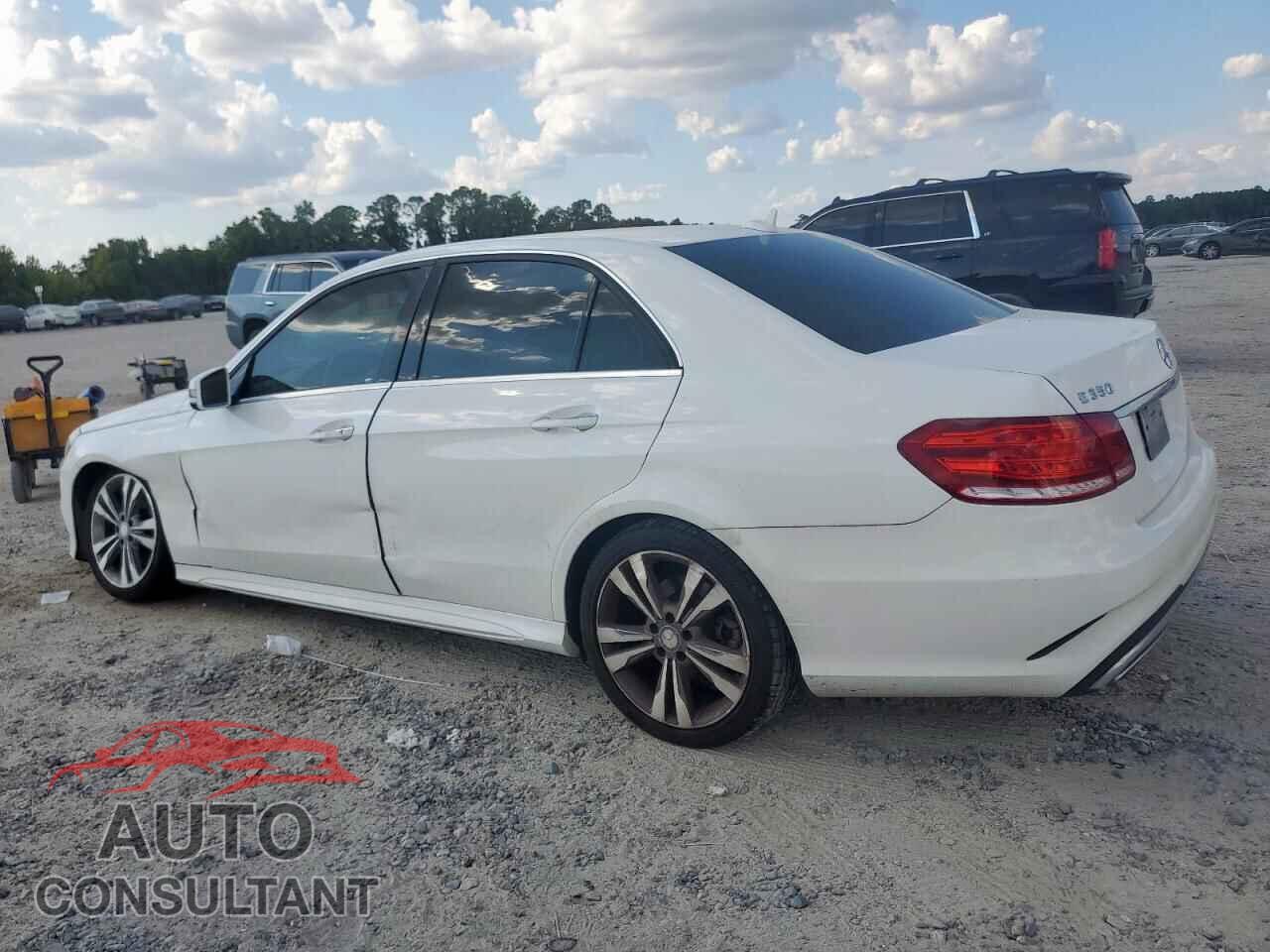 MERCEDES-BENZ E-CLASS 2014 - WDDHF5KB4EA823163