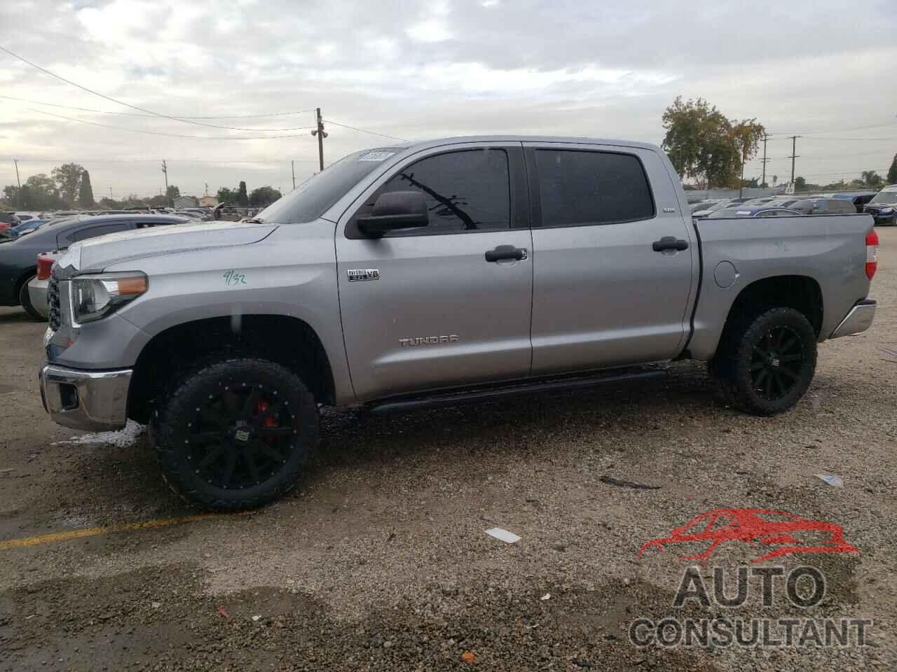 TOYOTA TUNDRA 2020 - 5TFDY5F18LX927363