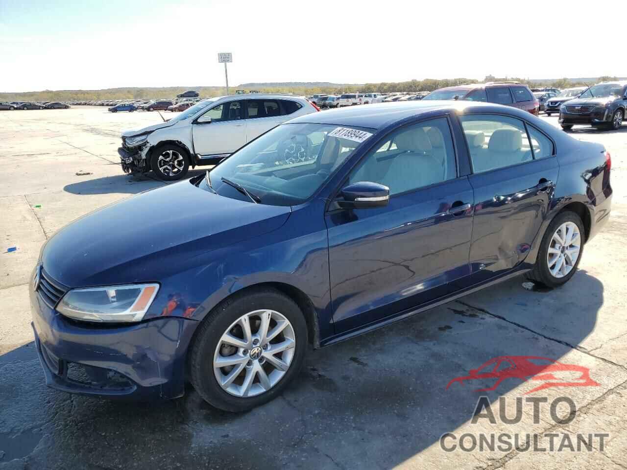 VOLKSWAGEN JETTA 2012 - 3VWDX7AJ5CM313184