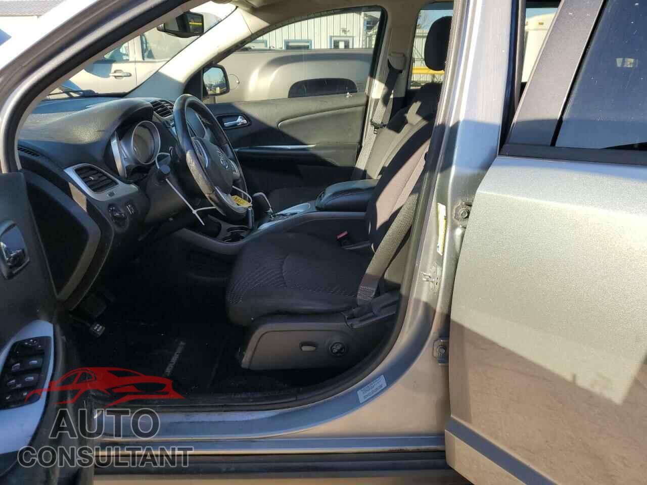 DODGE JOURNEY 2015 - 3C4PDCBG2FT599347