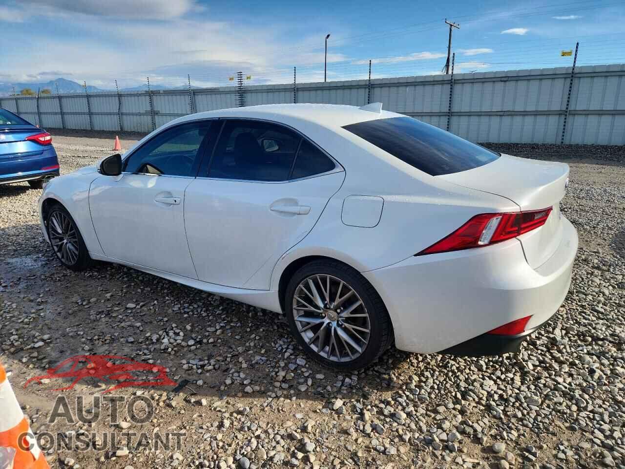 LEXUS IS 2014 - JTHBF1D25E5042262