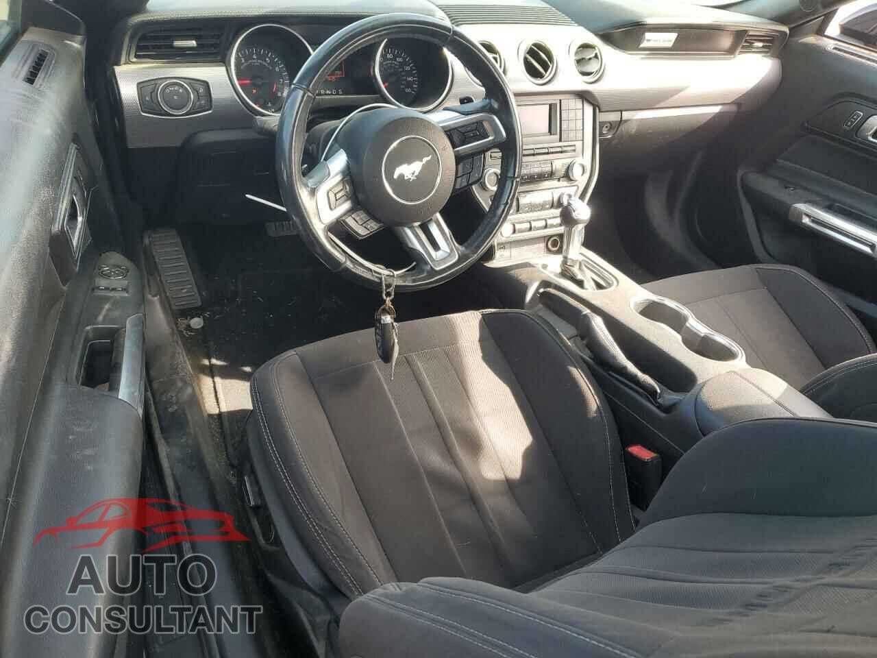 FORD MUSTANG 2018 - 1FA6P8CF0J5126549