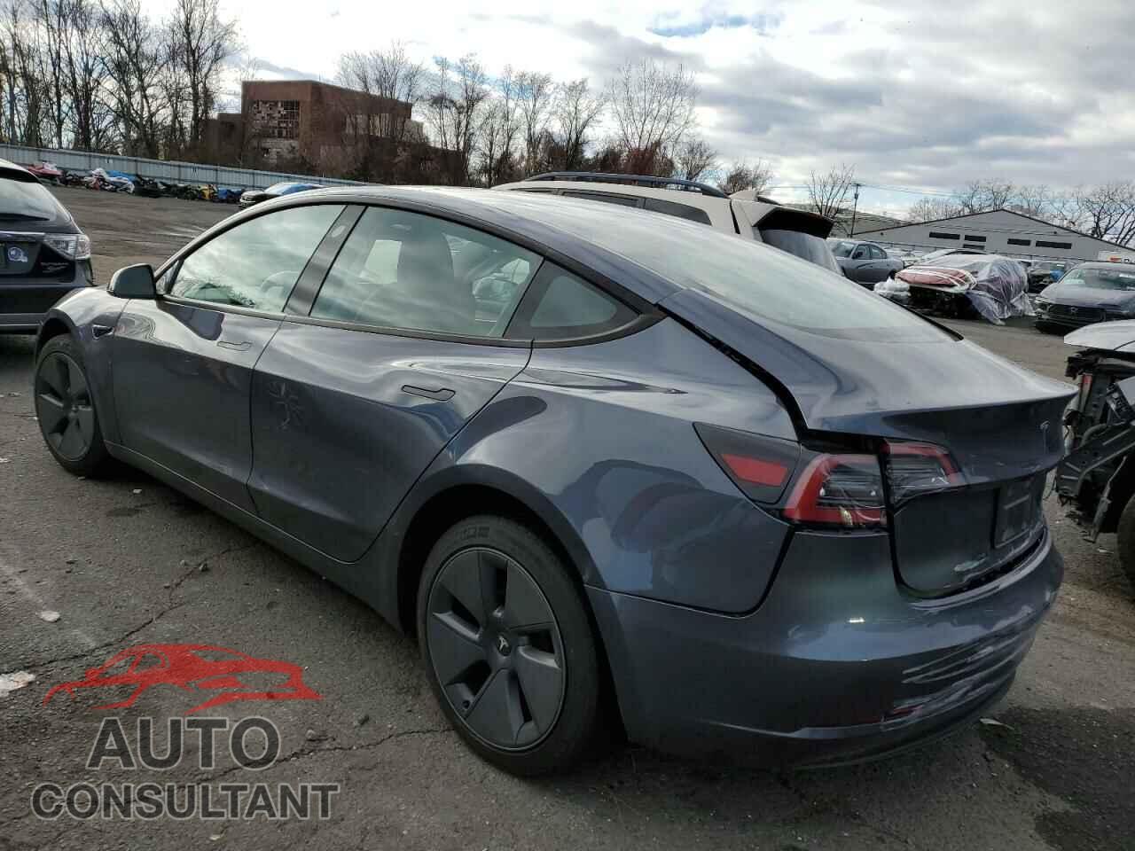 TESLA MODEL 3 2023 - 5YJ3E1EA5PF620943