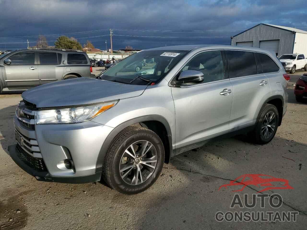 TOYOTA HIGHLANDER 2019 - 5TDBZRFH1KS946091