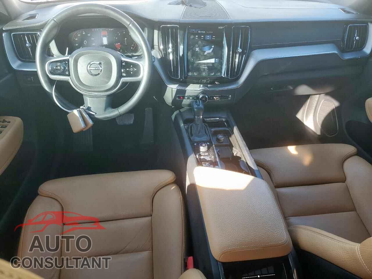 VOLVO XC60 2019 - LYVA22RLXKB232280