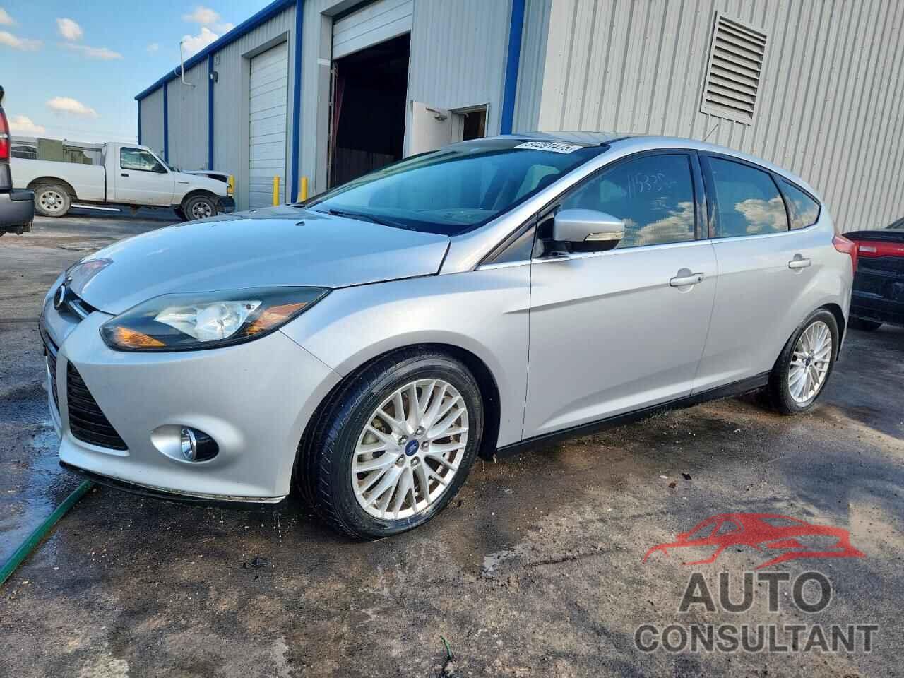 FORD FOCUS 2014 - 1FADP3N25EL422432