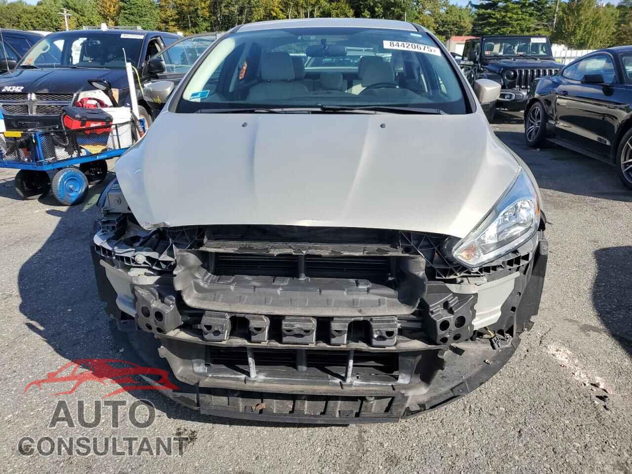 FORD FOCUS 2015 - 1FADP3J2XFL226736
