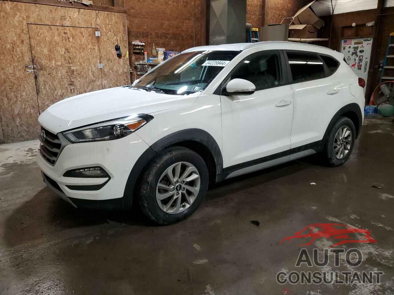 HYUNDAI TUCSON 2017 - KM8J3CA21HU370581