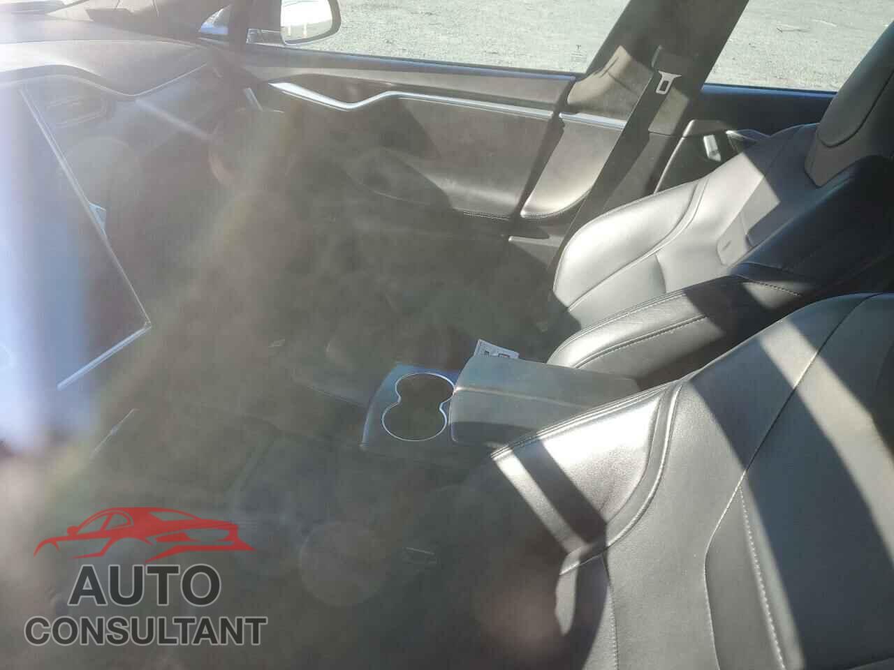 TESLA MODEL S 2016 - 5YJSA1E43GF139378