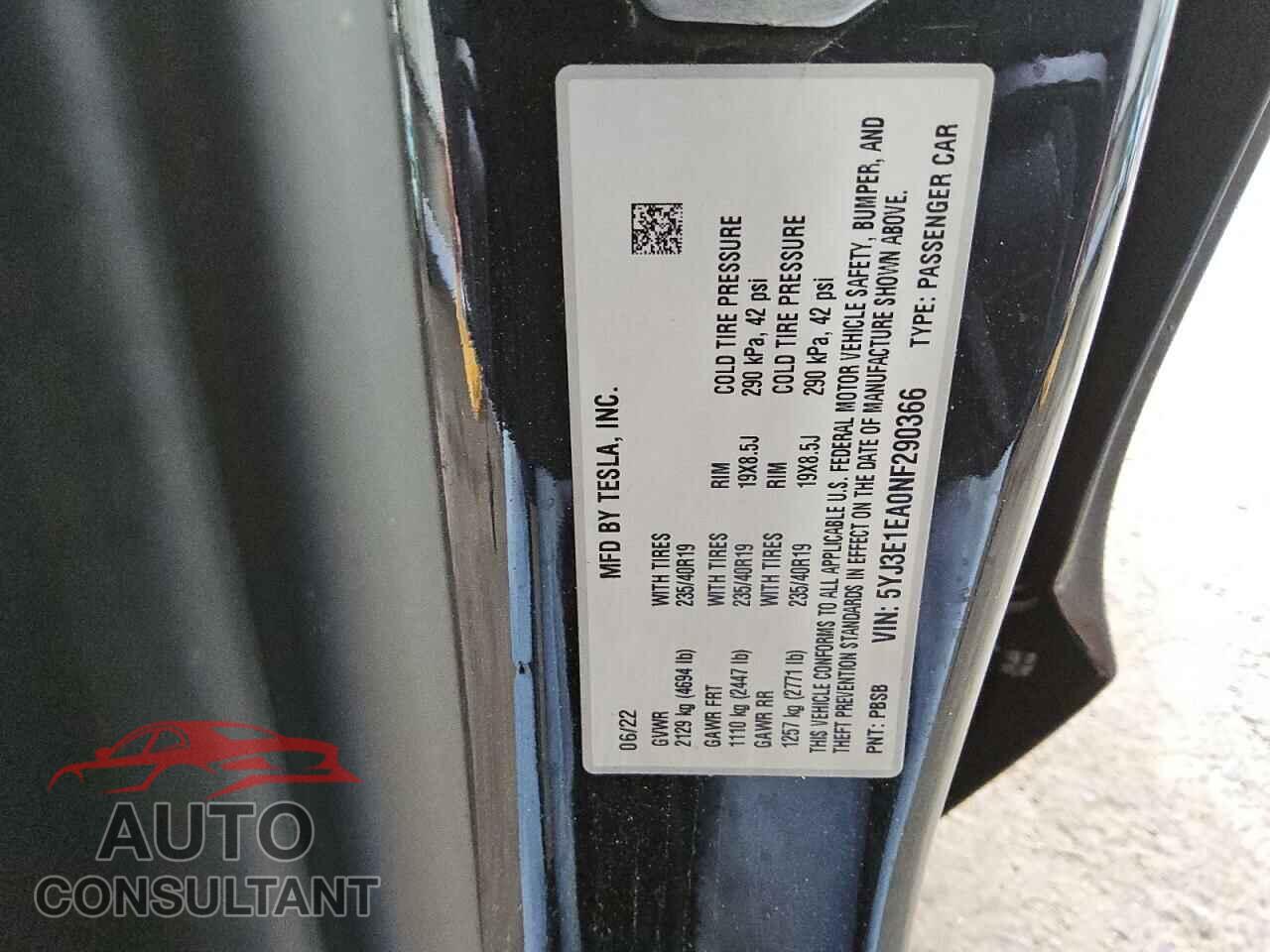 TESLA MODEL 3 2022 - 5YJ3E1EA0NF290366