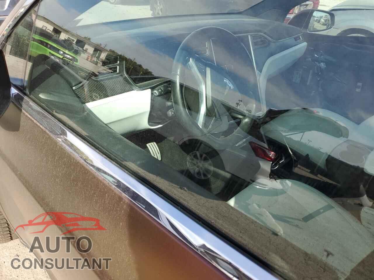 TESLA MODEL X 2017 - 5YJXCDE41HF039623
