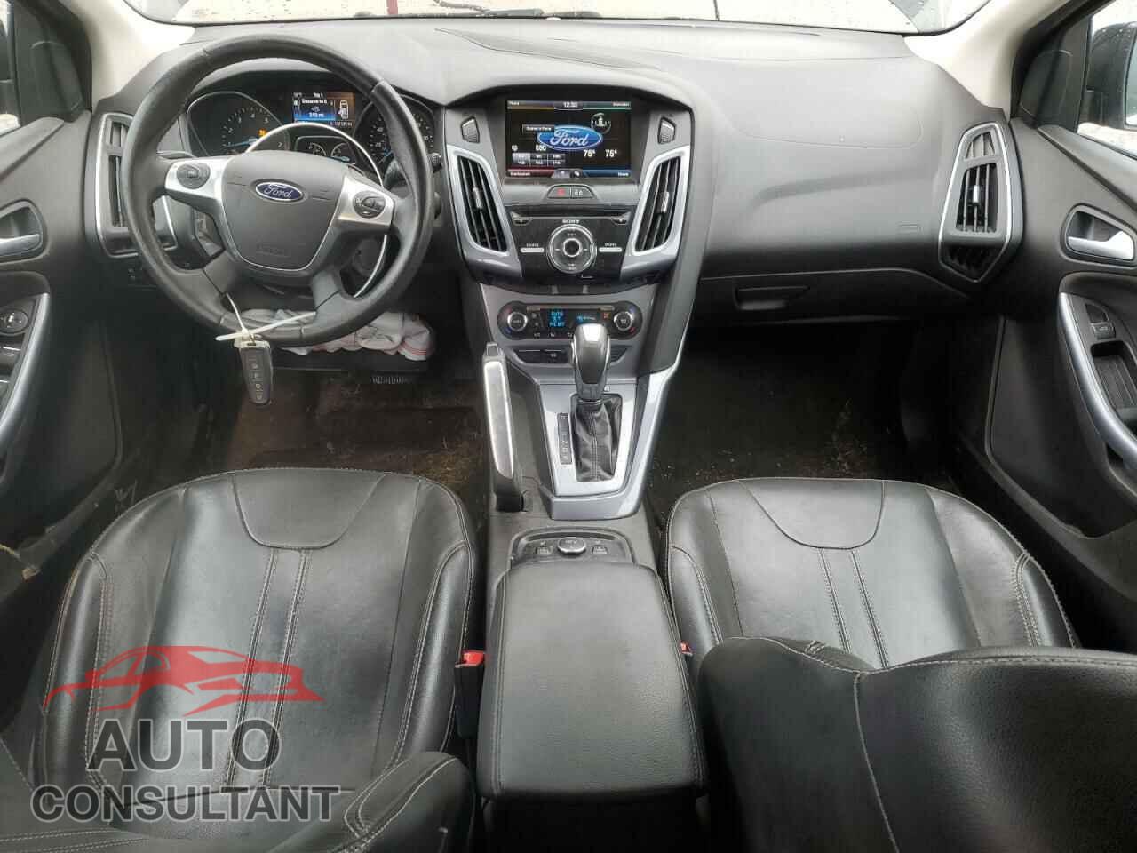 FORD FOCUS 2014 - 1FADP3N24EL135292