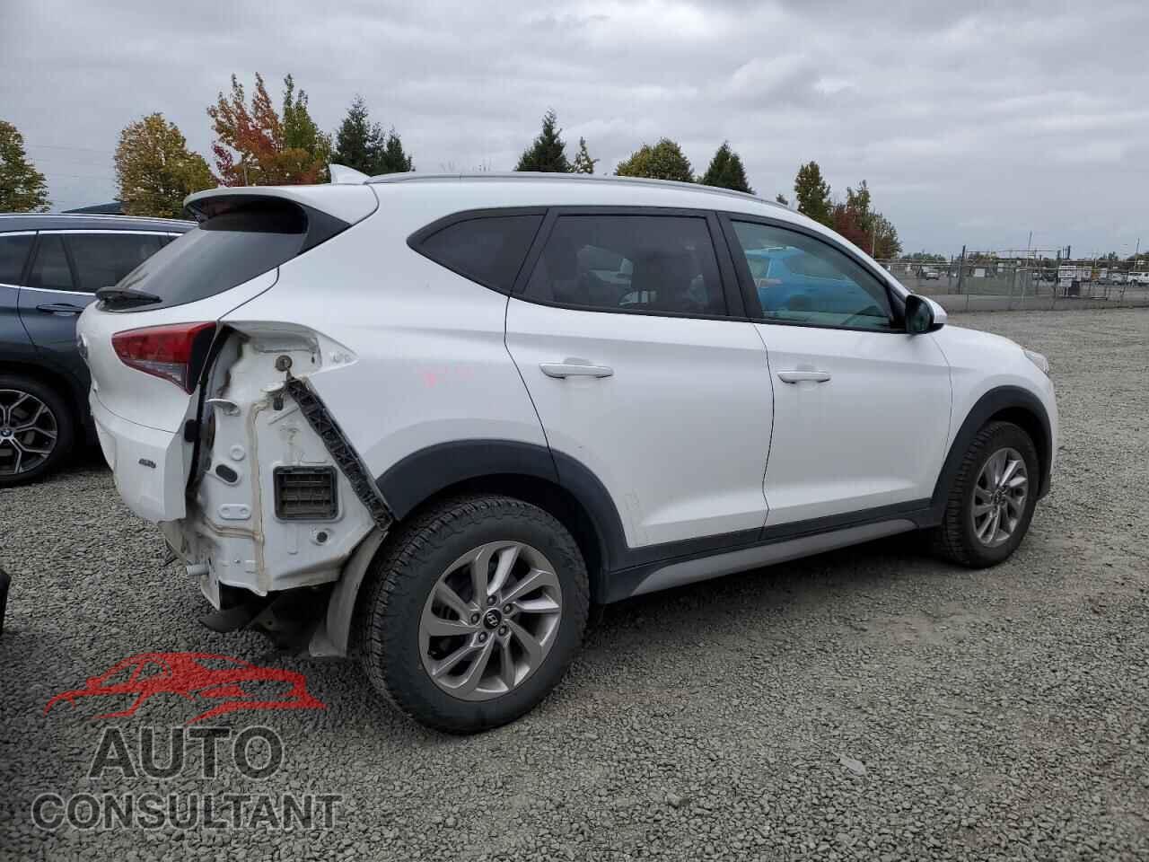 HYUNDAI TUCSON 2018 - KM8J3CA42JU685204