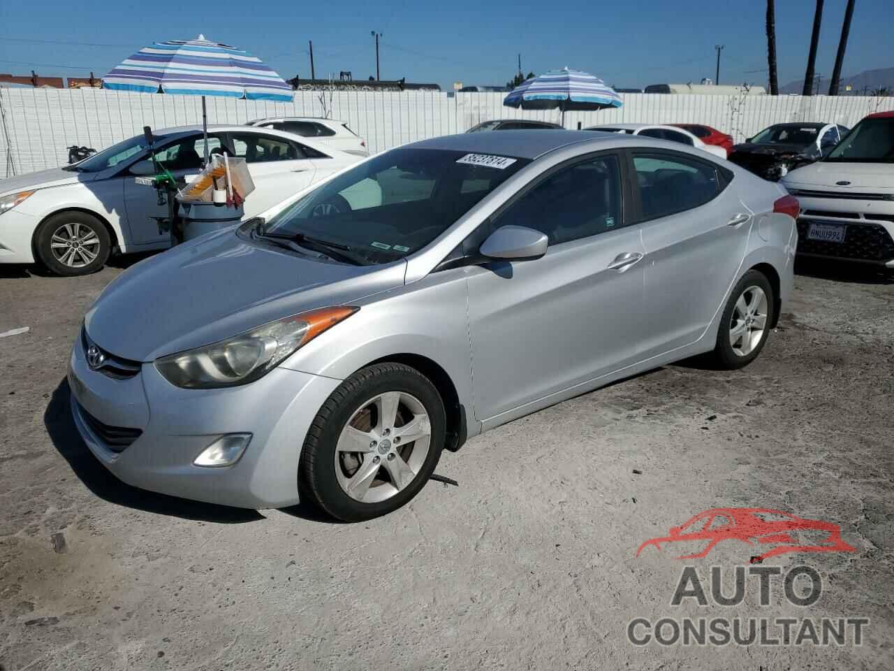 HYUNDAI ELANTRA 2013 - KMHDH4AE9DU956146