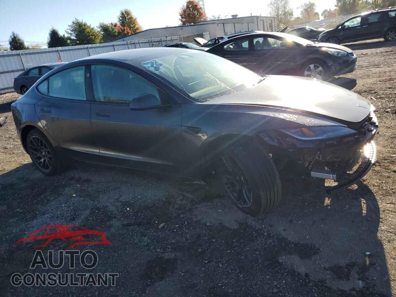 TESLA MODEL 3 2024 - 5YJ3E1EA2RF748687