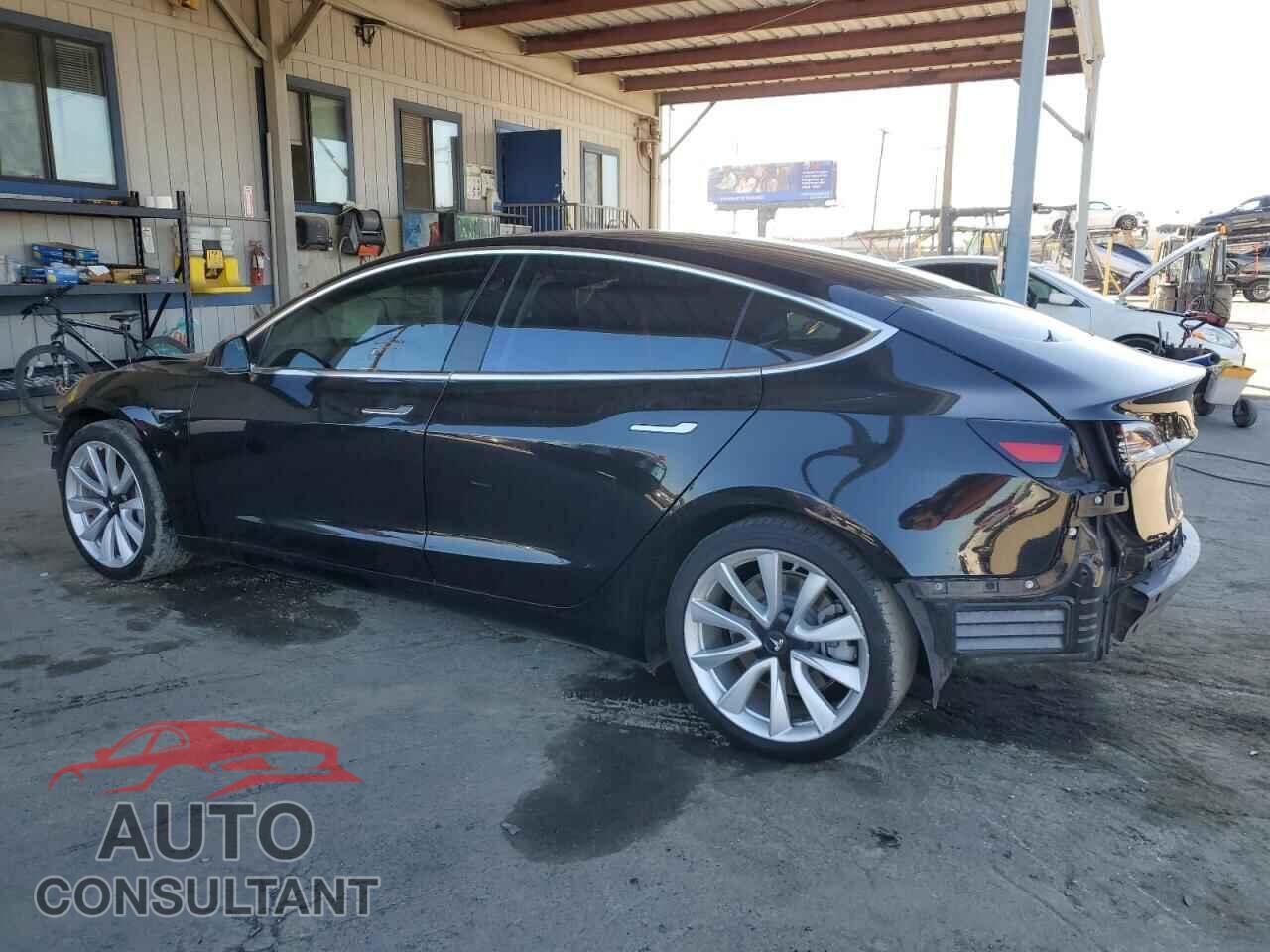 TESLA MODEL 3 2018 - 5YJ3E1EA6JF075875