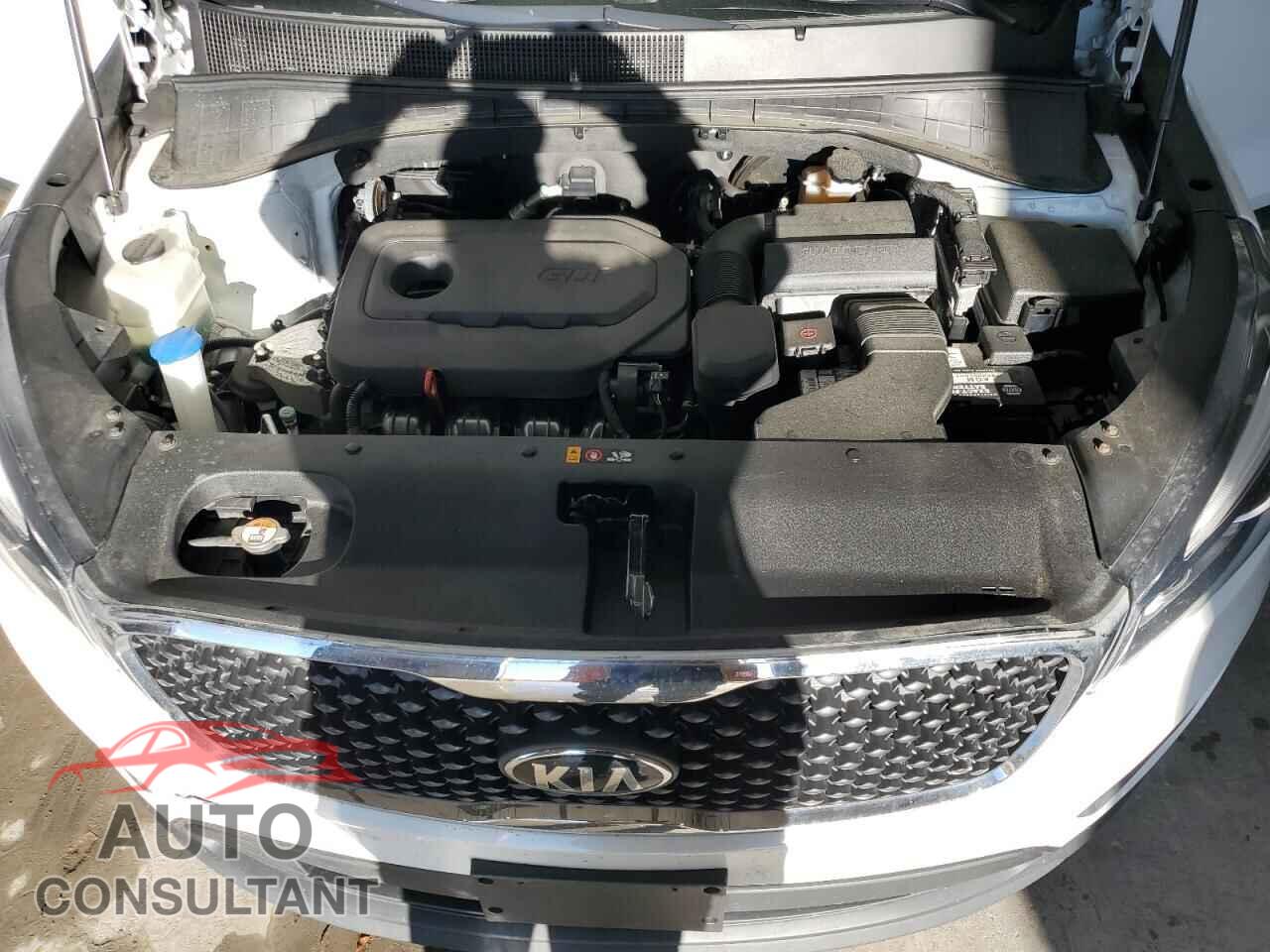KIA SORENTO 2017 - 5XYPGDA37HG329357