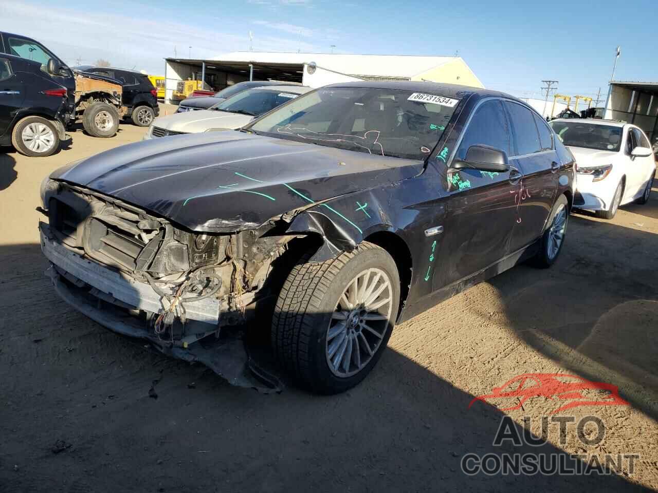 BMW 5 SERIES 2013 - WBAFU7C50DDU77585