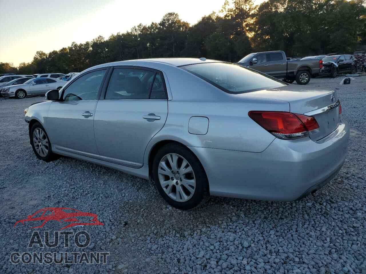 TOYOTA AVALON 2011 - 4T1BK3DB2BU384502